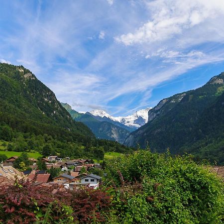 Charming Alpine Retreat By Apartments Capricorn Gsteigwiler Esterno foto