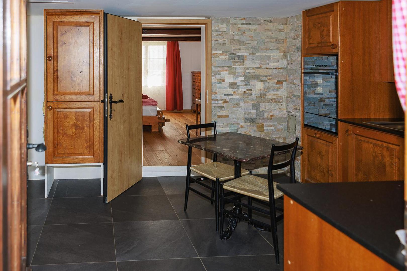 Charming Alpine Retreat By Apartments Capricorn Gsteigwiler Esterno foto